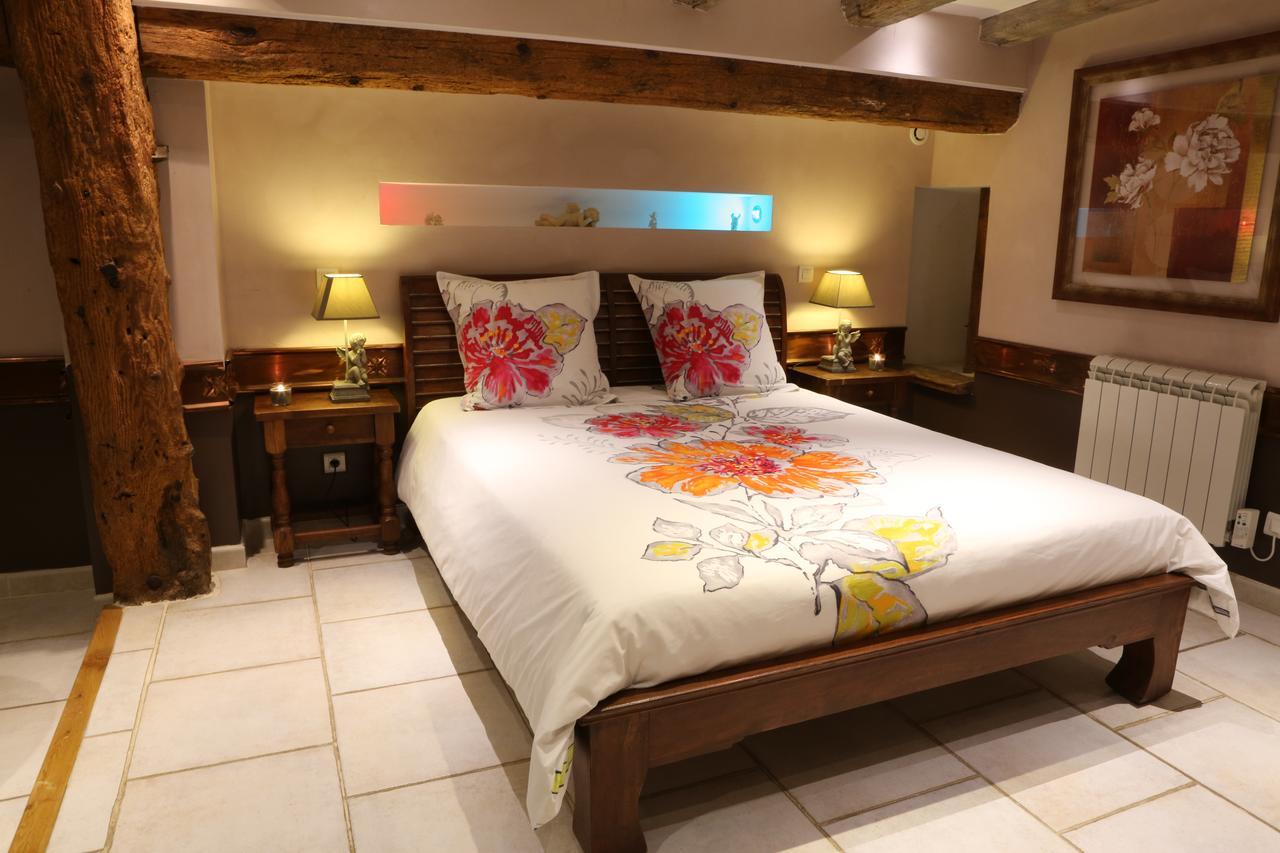 Chambres D'Hotes Le Repere Des Anges Et Spa Larnod Exterior photo